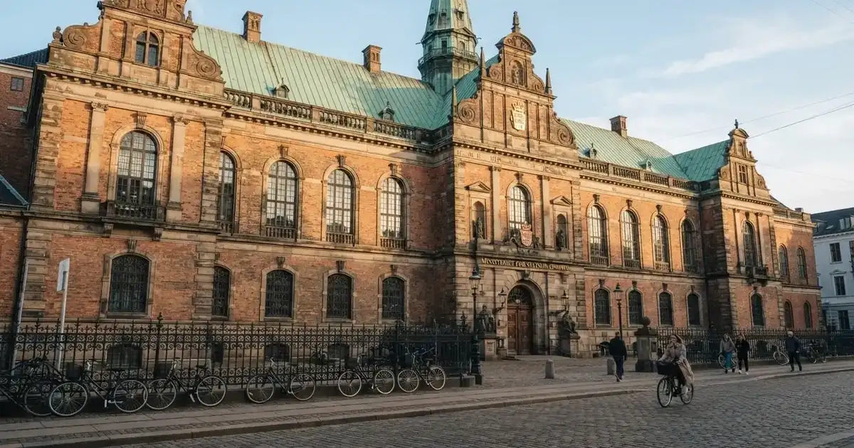 Casino med dansk licens i 2026 — tjeklisten, lovgivningen og tilbuddene